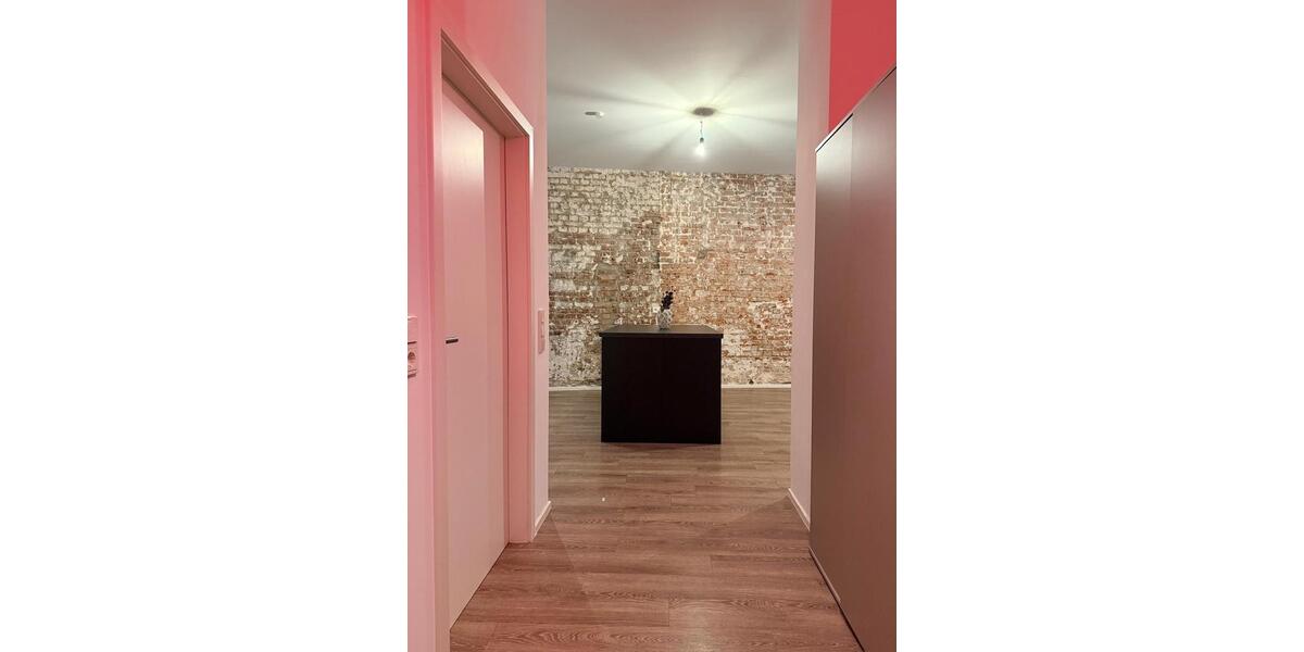 Erdgeschoßwohnung Saarbrücken - 2 Zimmer, 102 m&sup2;, 1.050&euro; | Angebot:25415245