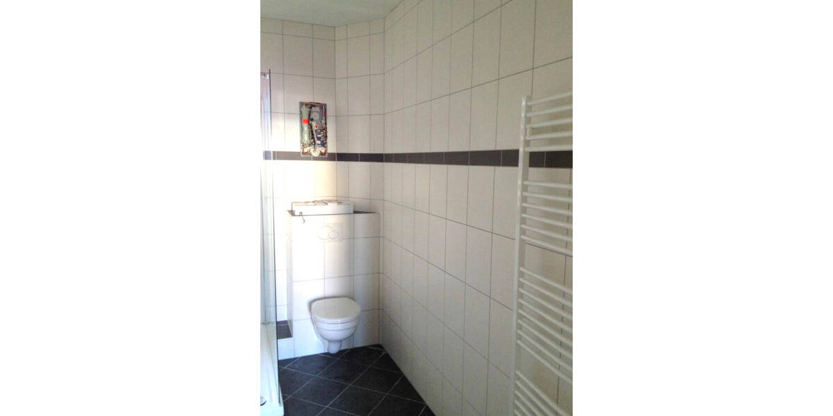 Etagenwohnung Saarbrücken St Johann - 3 Zimmer, 100 m&sup2;, 950&euro; | Angebot:25898087