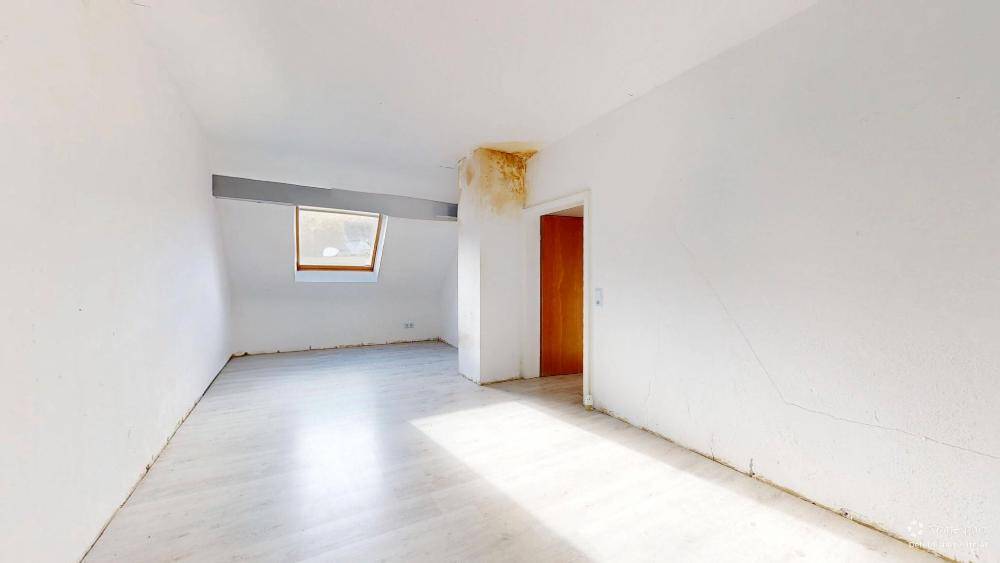Mehrfamilienhaus, Wohnhaus Waldfischbach-Burgalben Burgalben - 7 Zimmer, 130 m&sup2;, 119.000&euro; | Angebot:25998505