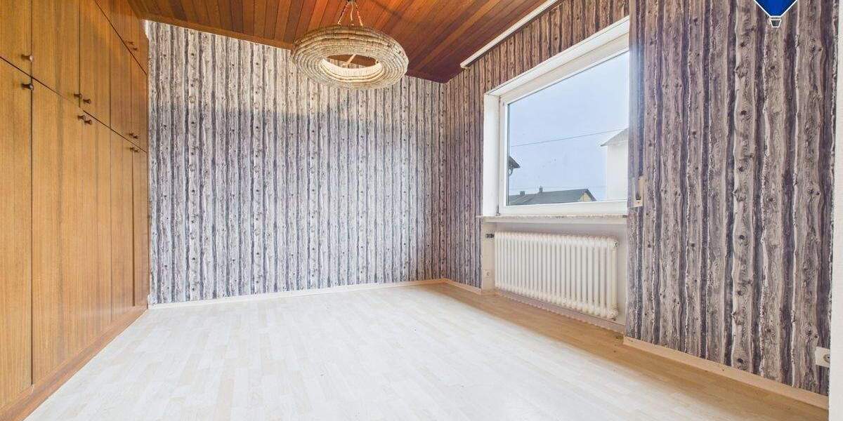 Einfamilienhaus Eppelborn Wiesbach - 4 Zimmer, 253 m&sup2;, 169.000&euro; | Angebot:25673985