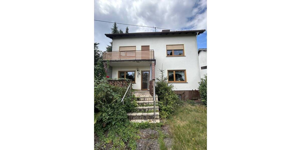 Mehrfamilienhaus, Wohnhaus Schiffweiler Landsweiler - 8 Zimmer, 155 m&sup2;, 300.000&euro; | Angebot:25663150