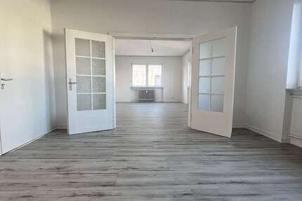 Wohnung Saarbrücken Neue Bremm - 5 Zimmer, 117 m&sup2;, 870&euro; | Angebot:24411428