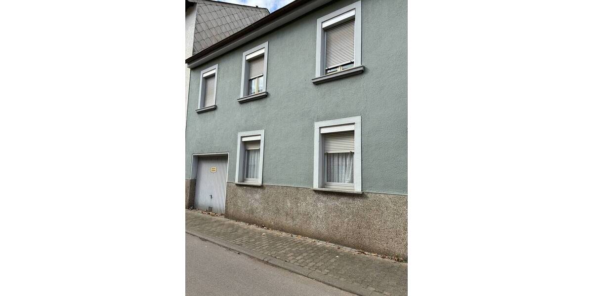 Einfamilienhaus Saarbrücken Dudweiler - 5 Zimmer, 91 m&sup2;, 75.000&euro; | Angebot:26036805