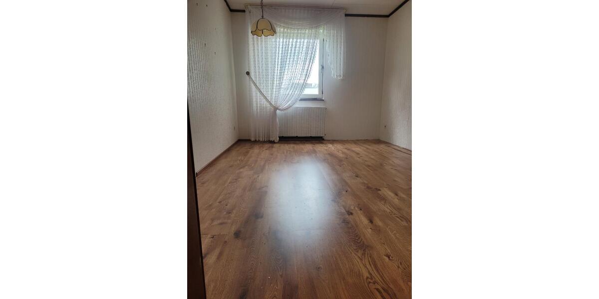 Bungalow Kirkel - 5.5 Zimmer, 146 m&sup2;, 279.000&euro; | Angebot:26067087