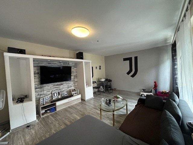 Reihenendhaus Sulzbach - 6 Zimmer, 175 m&sup2;, 87.000&euro; | Angebot:25686971