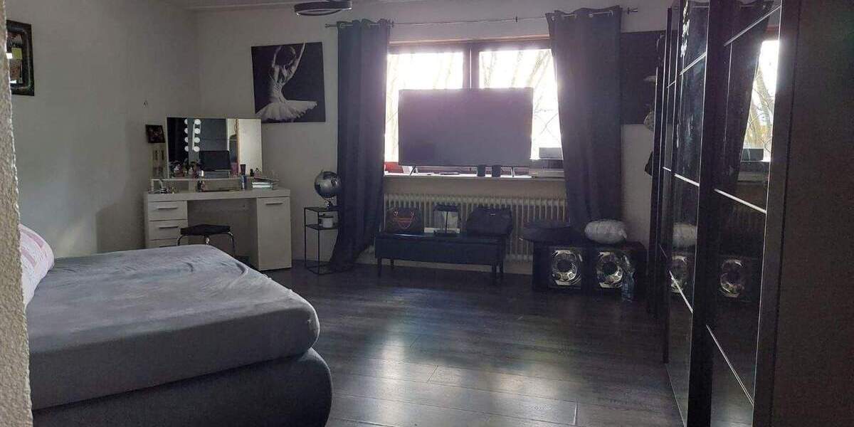 Bungalow Freisen Reitscheid - 8 Zimmer, 290 m&sup2;, 445.000&euro; | Angebot:25683918