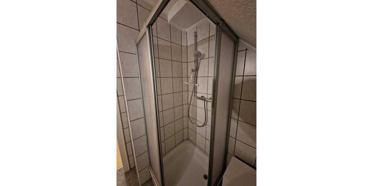Dachgeschoßwohnung Zweibrücken - 2 Zimmer, 46 m&sup2;, 330&euro; | Angebot:25648996