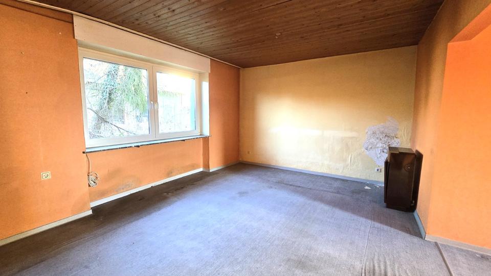Reihenhaus Saarbrücken Dudweiler - 5 Zimmer, 110 m&sup2;, 85.000&euro; | Angebot:26780235