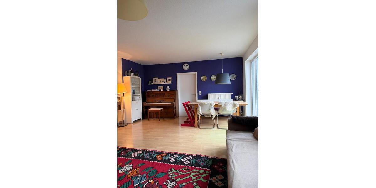 Etagenwohnung Saarbrücken Kieselhumes - 3 Zimmer, 89 m&sup2;, 979&euro; | Angebot:25382375