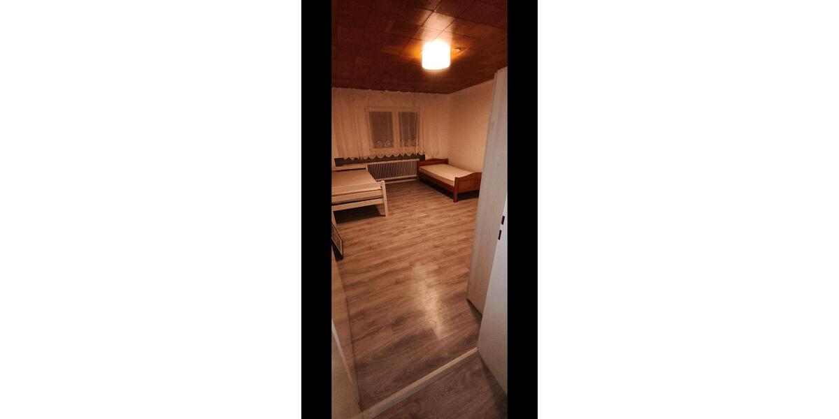 Etagenwohnung Saarbrücken Brebach-Fechingen - 3 Zimmer, 70 m&sup2;, 800&euro; | Angebot:26025746