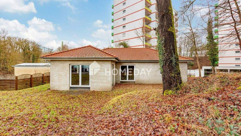 Bungalow Pirmasens Innenstadt - 4 Zimmer, 126 m&sup2;, 175.000&euro; | Angebot:25775247