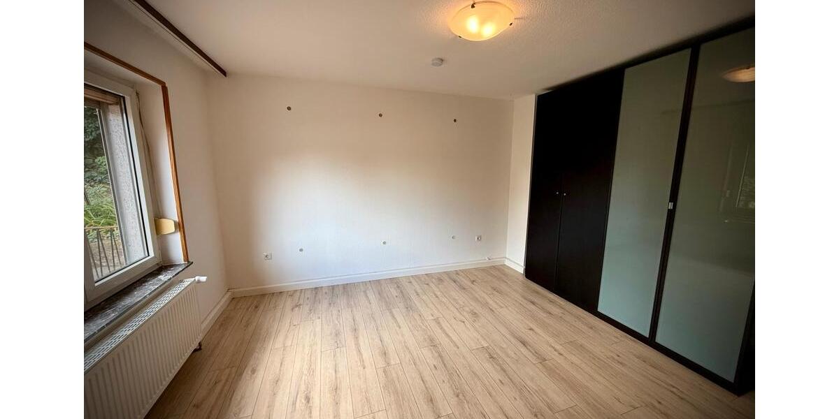 Einfamilienhaus Rammelsbach - 9 Zimmer, 175 m&sup2;, 239.000&euro; | Angebot:26580330