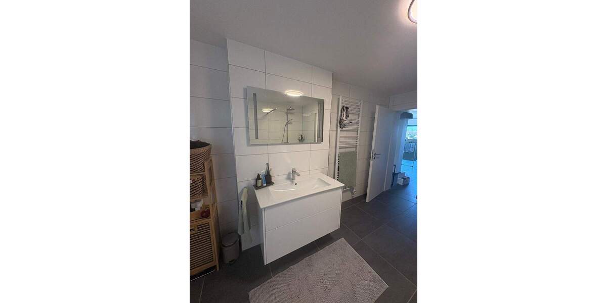 Etagenwohnung Friedrichsthal - 3 Zimmer, 85 m&sup2;, 1.000&euro; | Angebot:26107801