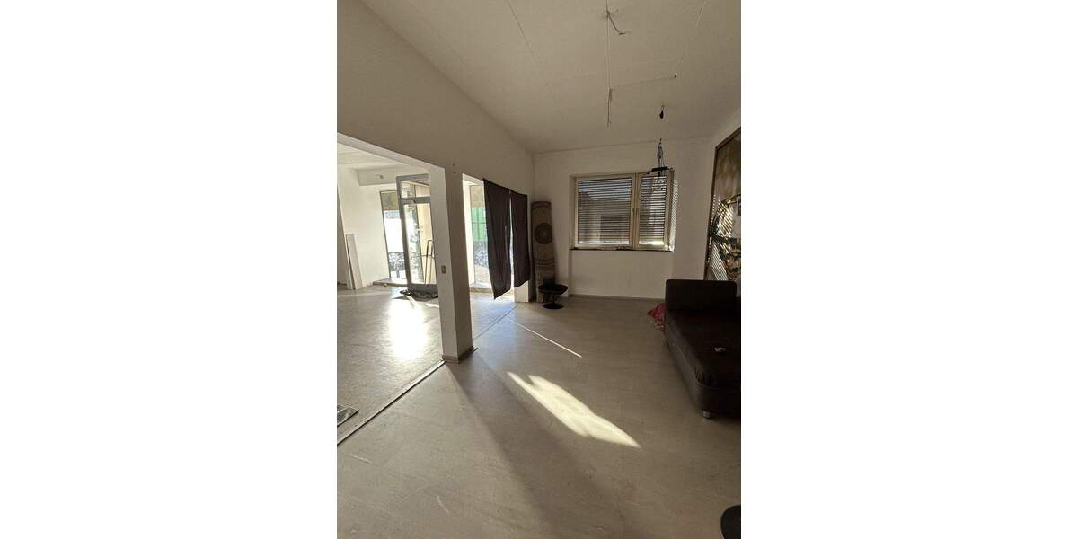 Mehrfamilienhaus, Wohnhaus Schiffweiler Landsweiler - 1 Zimmer, 167 m&sup2;, 200.000&euro; | Angebot:25663171