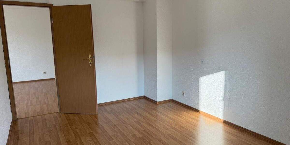 Etagenwohnung Saarbrücken St Johann - 3 Zimmer, 195.000&euro; | Angebot:25780199
