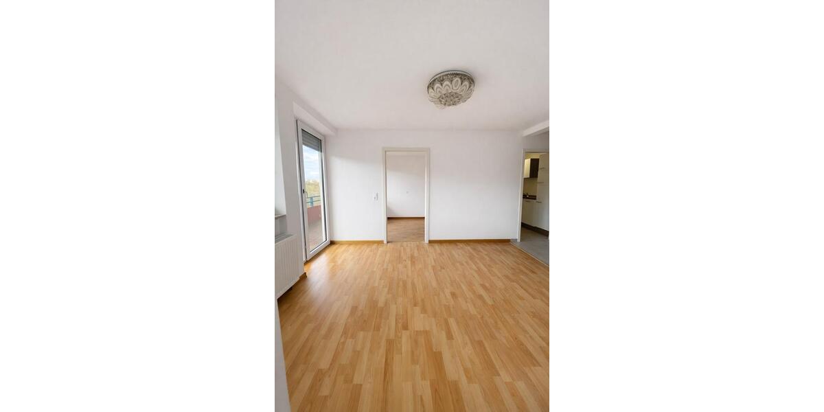 Etagenwohnung Kusel - 3 Zimmer, 67 m&sup2;, 640&euro; | Angebot:25752588