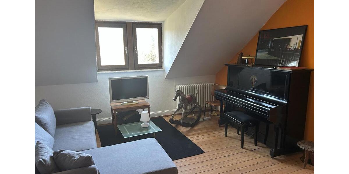 Dachgeschoßwohnung Saarbrücken St. Arnual - 1.5 Zimmer, 45 m&sup2;, 490&euro; | Angebot:25355895