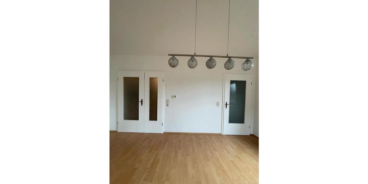 Dachgeschoßwohnung Heusweiler - 2 Zimmer, 110 m&sup2;, 203.500&euro; | Angebot:25432316