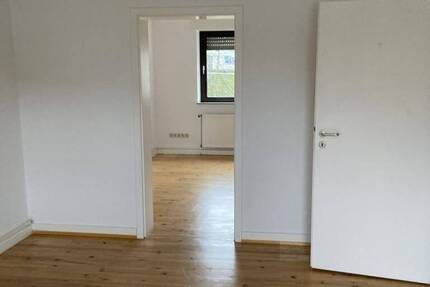 Gewerbeobjekt Saarbrücken St Johann - 9 Zimmer, 155 m&sup2;, 1.238&euro; | Angebot:25673449