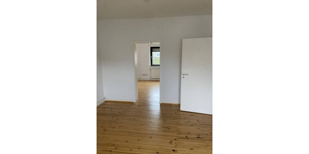 Gewerbeobjekt Saarbrücken St Johann - 9 Zimmer, 155 m&sup2;, 1.238&euro; | Angebot:25673449
