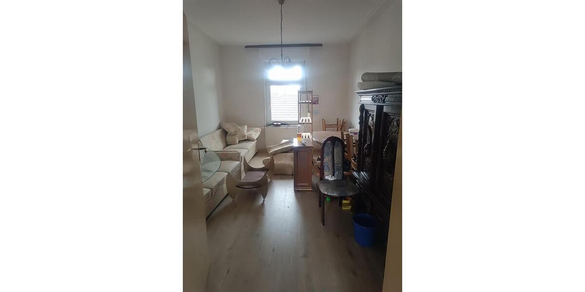 Etagenwohnung Neunkirchen - 4 Zimmer, 100 m&sup2;, 780&euro; | Angebot:25875523