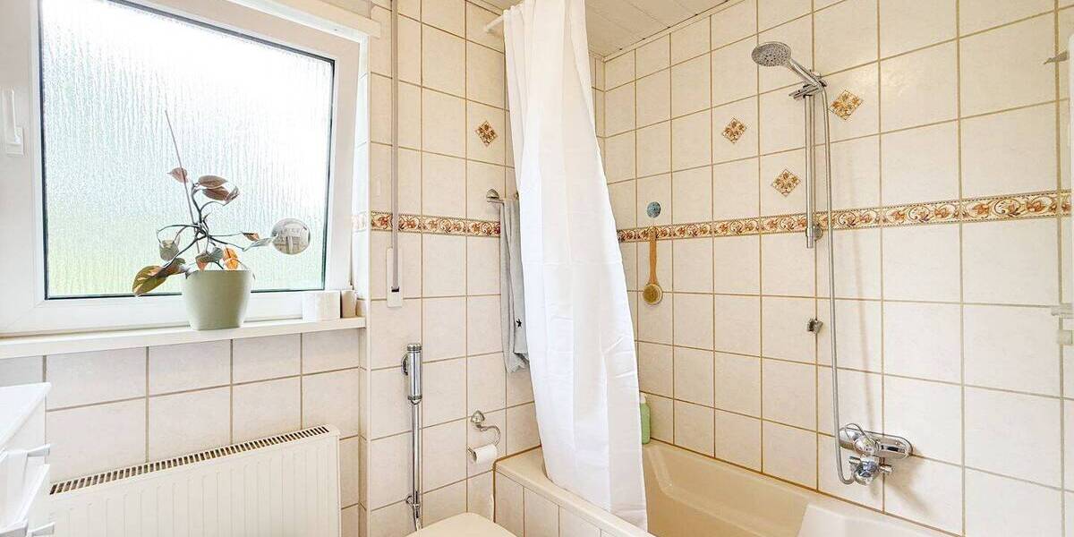 Mehrfamilienhaus, Wohnhaus Saarbrücken St Johann - 5 Zimmer, 132 m&sup2;, 327.000&euro; | Angebot:26904129