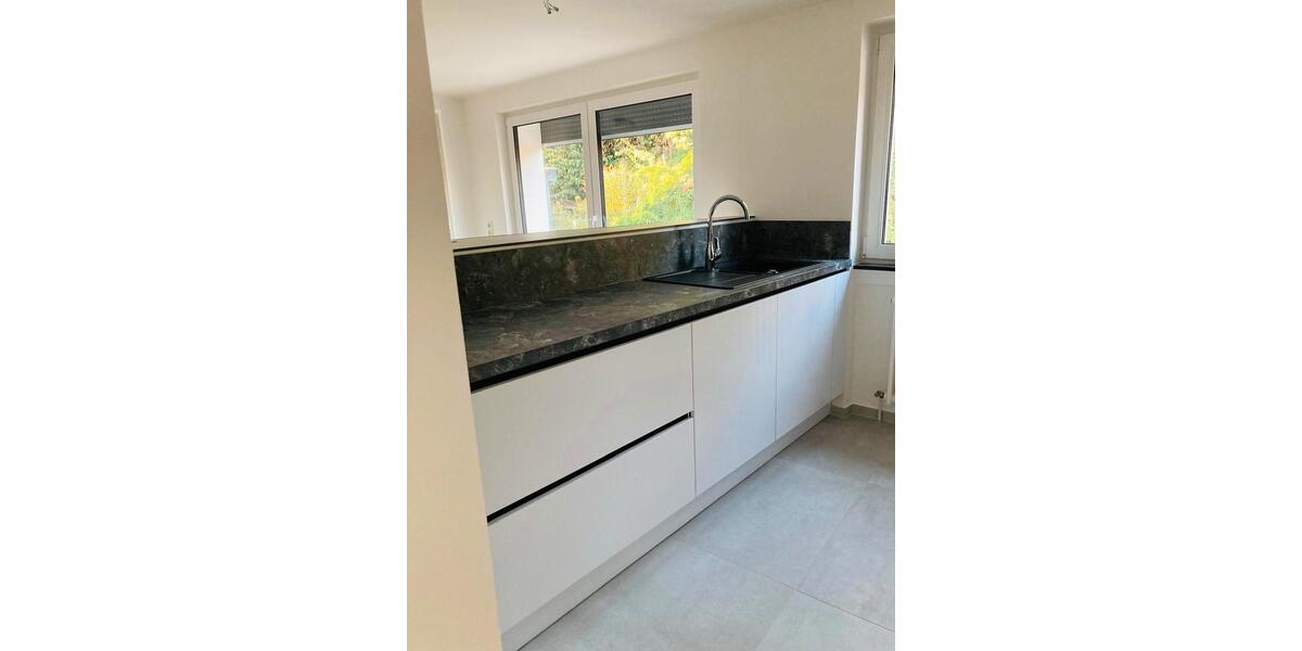 Etagenwohnung Sankt Ingbert - 3 Zimmer, 94 m&sup2;, 1.000&euro; | Angebot:25107138