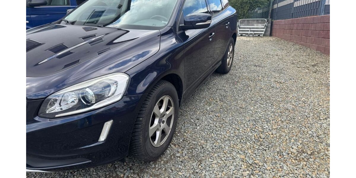 Volvo XC60 141.000 km 15.000 &euro; Petersberg 66989