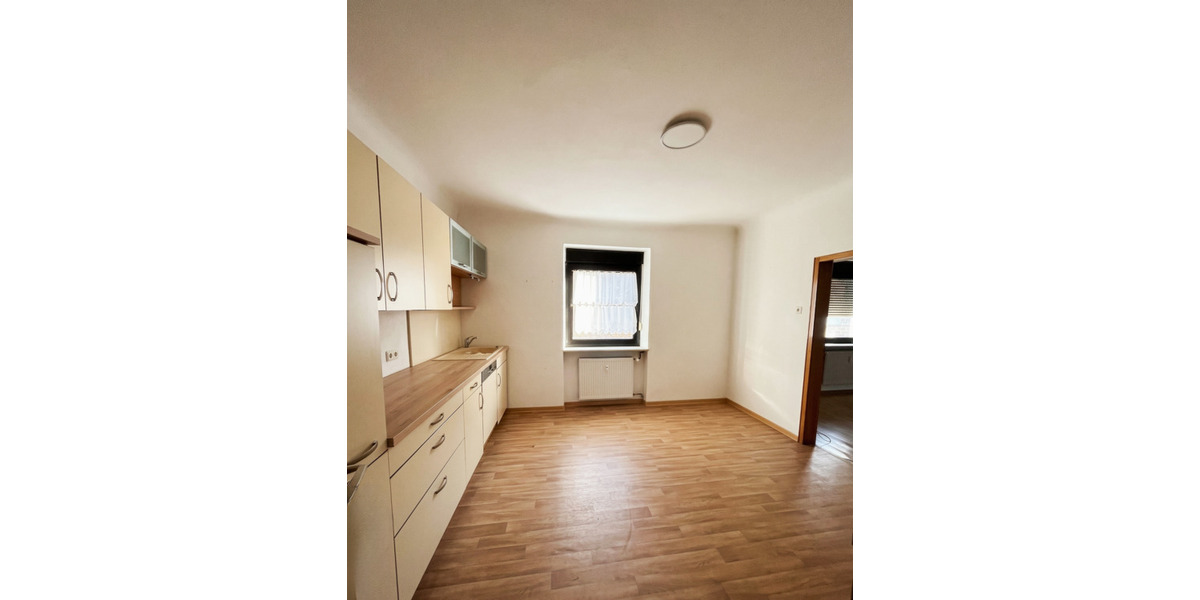 Mehrfamilienhaus, Wohnhaus Contwig - 8 Zimmer, 211 m&sup2;, 259.000&euro; | Angebot:26156071