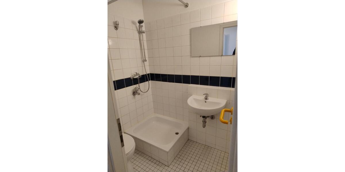 Dachgeschoßwohnung Saarbrücken Kieselhumes - 1 Zimmer, 22 m&sup2;, 75.000&euro; | Angebot:25377773