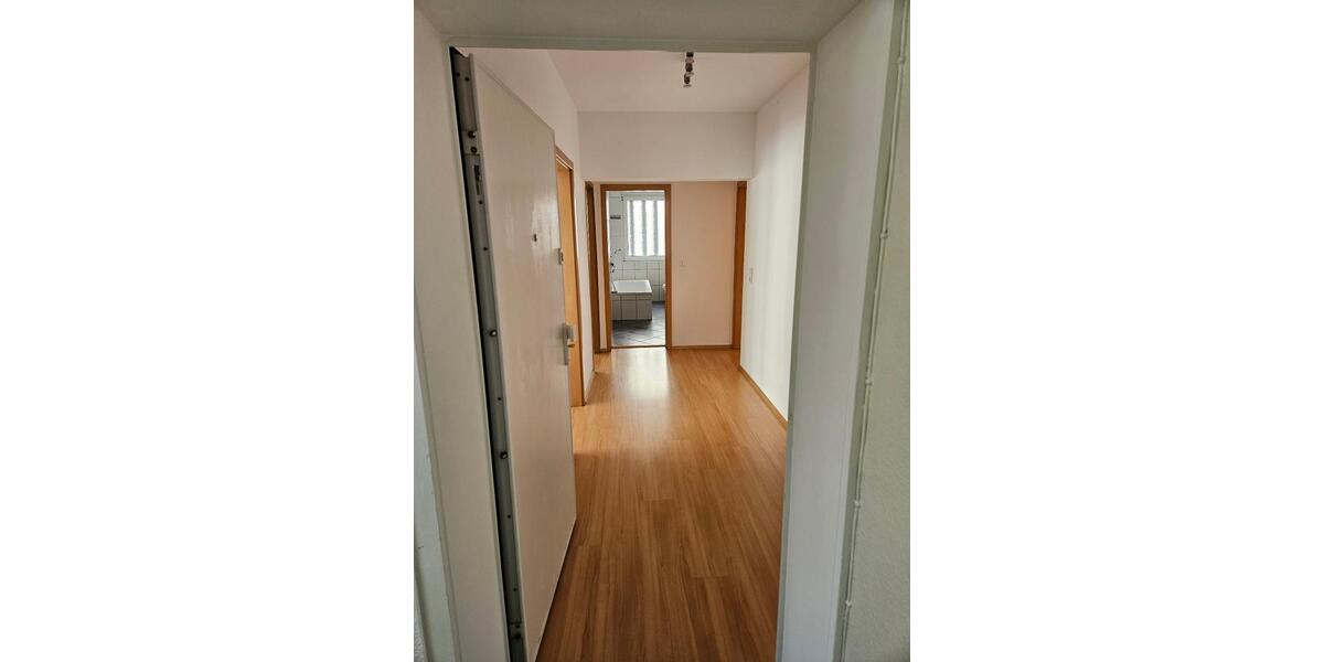 Etagenwohnung Pirmasens - 2 Zimmer, 54 m&sup2;, 440&euro; | Angebot:24382497