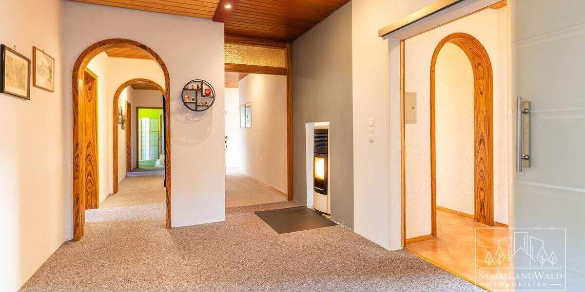 Einfamilienhaus Merzalben - 9 Zimmer, 220 m&sup2;, 319.500&euro; | Angebot:25733495