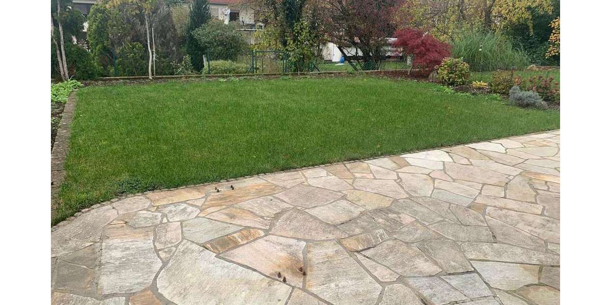 Einfamilienhaus Homburg-Einöd Einöd - 5 Zimmer, 140 m&sup2;, 1.600&euro; | Angebot:25446639