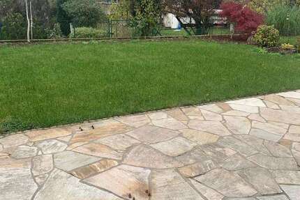 Haus Homburg-Einöd Einöd - 5 Zimmer, 140 m&sup2;, 1.600&euro; | Angebot:25446639