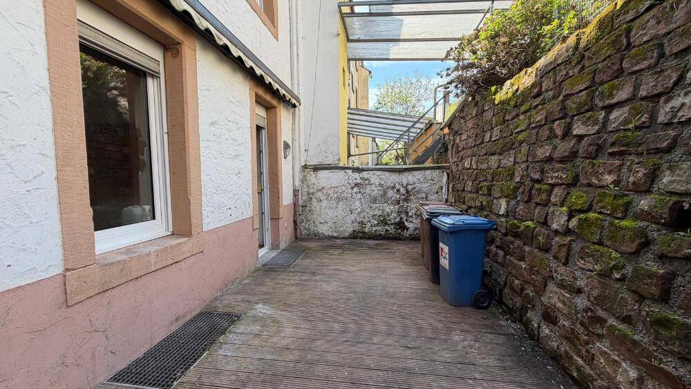 Reihenmittelhaus Pirmasens Innenstadt - 7 Zimmer, 181 m&sup2;, 159.000&euro; | Angebot:26261505