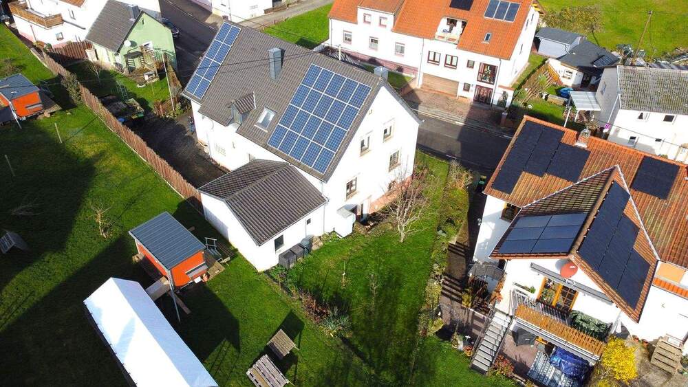 Einfamilienhaus Mandelbachtal Heckendalheim - 8 Zimmer, 180 m&sup2;, 259.000&euro; | Angebot:25677418