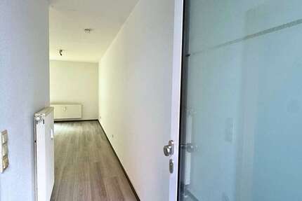 Wohnung Saarbrücken West - 1 Zimmer, 35 m&sup2;, 400&euro; | Angebot:27312879