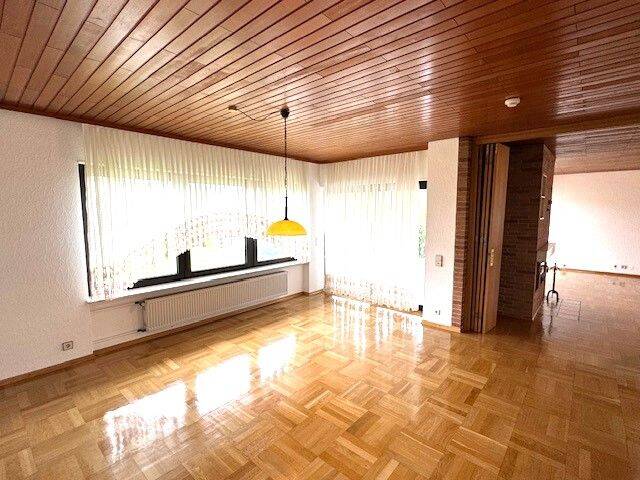 Einfamilienhaus Kusel Bledesbach - 7 Zimmer, 235 m&sup2;, 1.490&euro; | Angebot:25729933