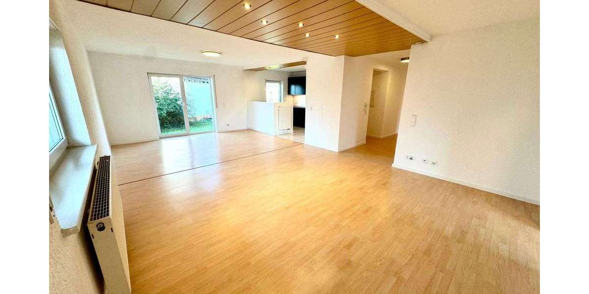 Etagenwohnung Ramstein-Miesenbach Miesenbach - 5 Zimmer, 150 m&sup2;, 1.400&euro; | Angebot:25195715