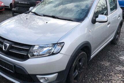 Dacia Sandero 144.164 km 3.990 &euro; Waldmohr 66914