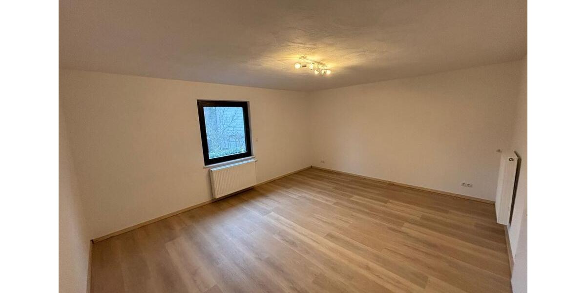 Einfamilienhaus Bruchmühlbach-Miesau Miesau - 5 Zimmer, 160 m&sup2;, 1.600&euro; | Angebot:24815882
