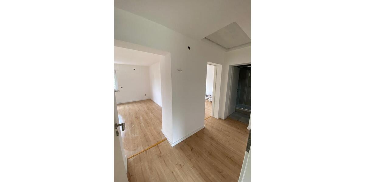 Reihenhaus Heusweiler - 4 Zimmer, 130 m&sup2;, 1.200&euro; | Angebot:25894824