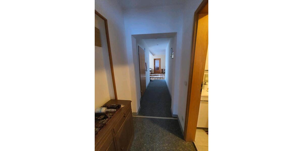 Etagenwohnung Kusel - 3 Zimmer, 84 m&sup2;, 670&euro; | Angebot:25420826