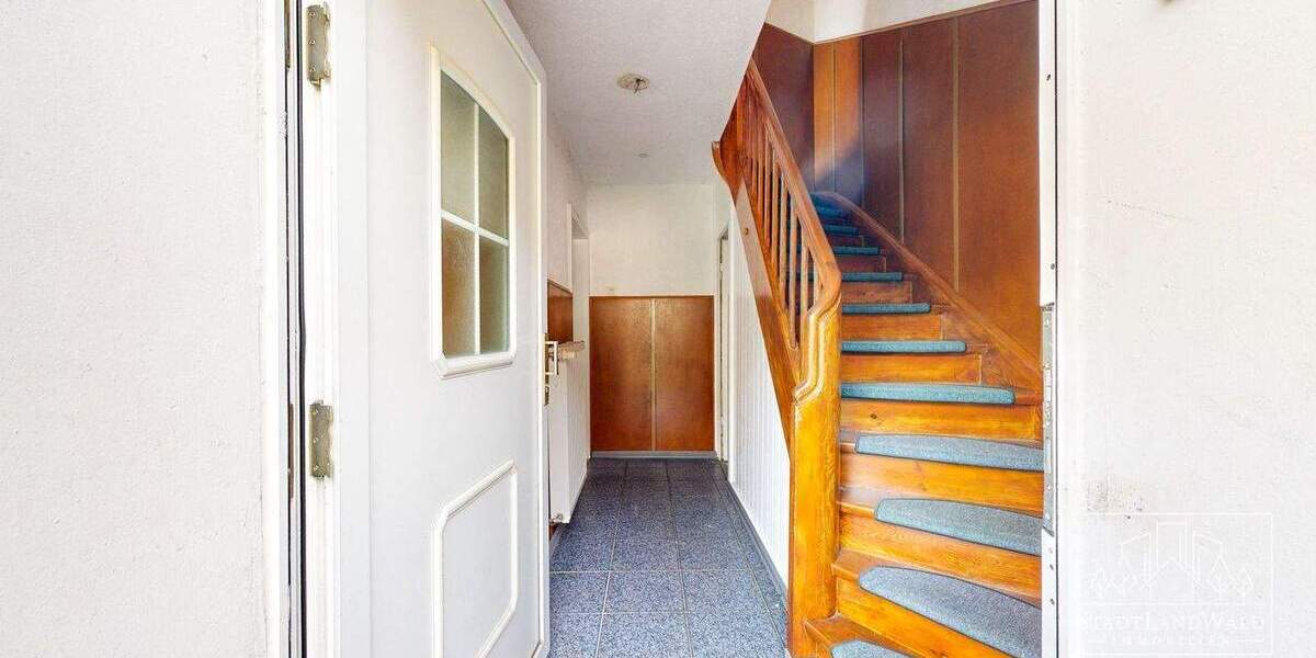 Doppelhaushälfte Pirmasens Niedersimten - 8 Zimmer, 121 m&sup2;, 145.000&euro; | Angebot:25668054