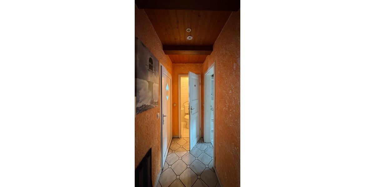 Dachgeschoßwohnung Eppelborn - 6 Zimmer, 120 m&sup2;, 1.350&euro; | Angebot:25752717