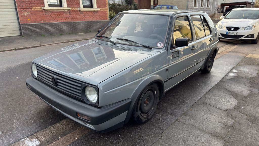 VW Golf 180.000 km 4.750 &euro; Schiffweiler 66578