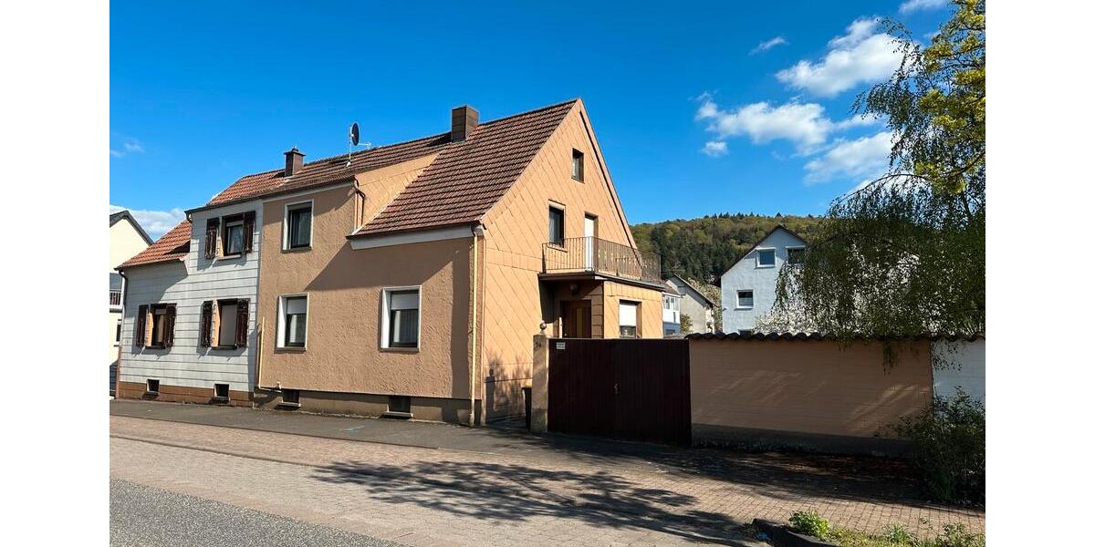 Doppelhaushälfte Kirkel - 7 Zimmer, 130 m&sup2;, 189.000&euro; | Angebot:26177517