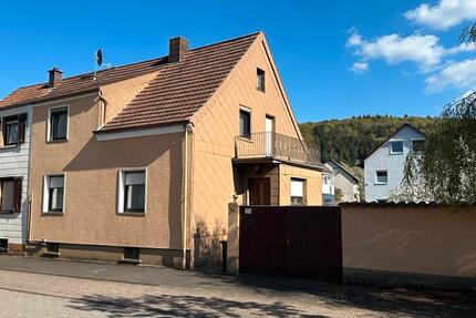 Haus Kirkel - 7 Zimmer, 130 m&sup2;, 189.000&euro; | Angebot:26177517