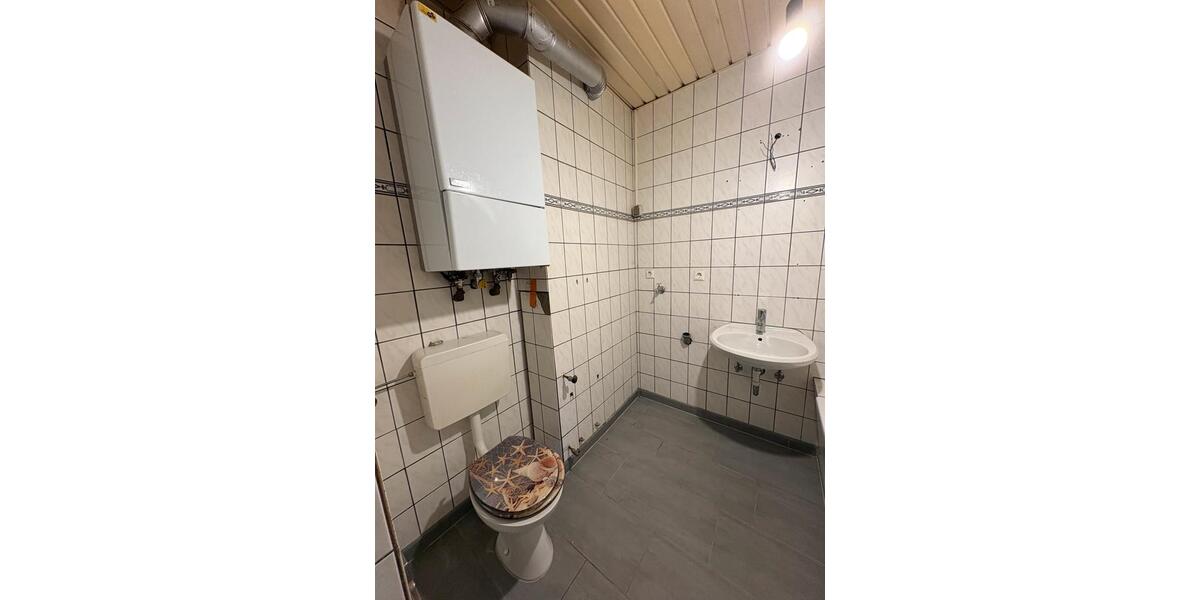 Etagenwohnung Neunkirchen - 3 Zimmer, 90 m&sup2;, 550&euro; | Angebot:25879533