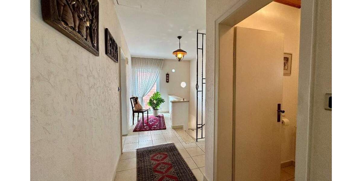 Einfamilienhaus Waldfischbach - 5 Zimmer, 151 m&sup2;, 215.000&euro; | Angebot:25802498